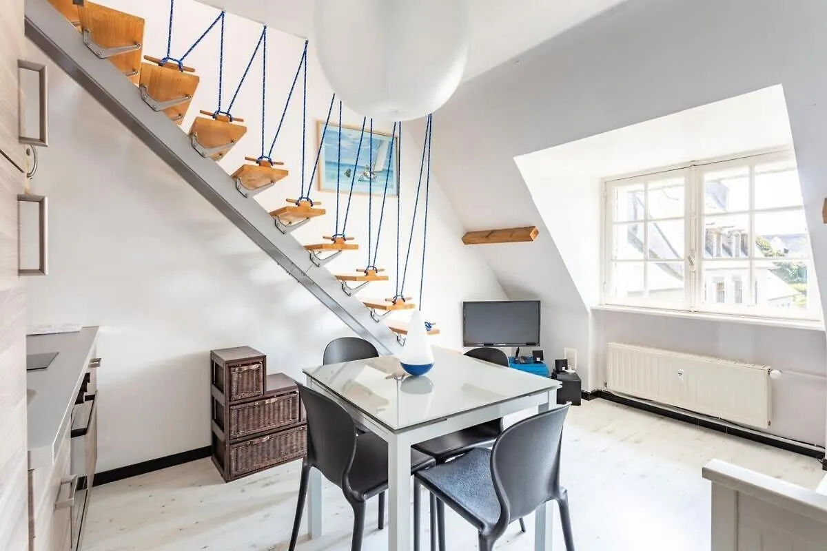 Le Capucin - Petit Duplex Avec Place De Parking Dinard France