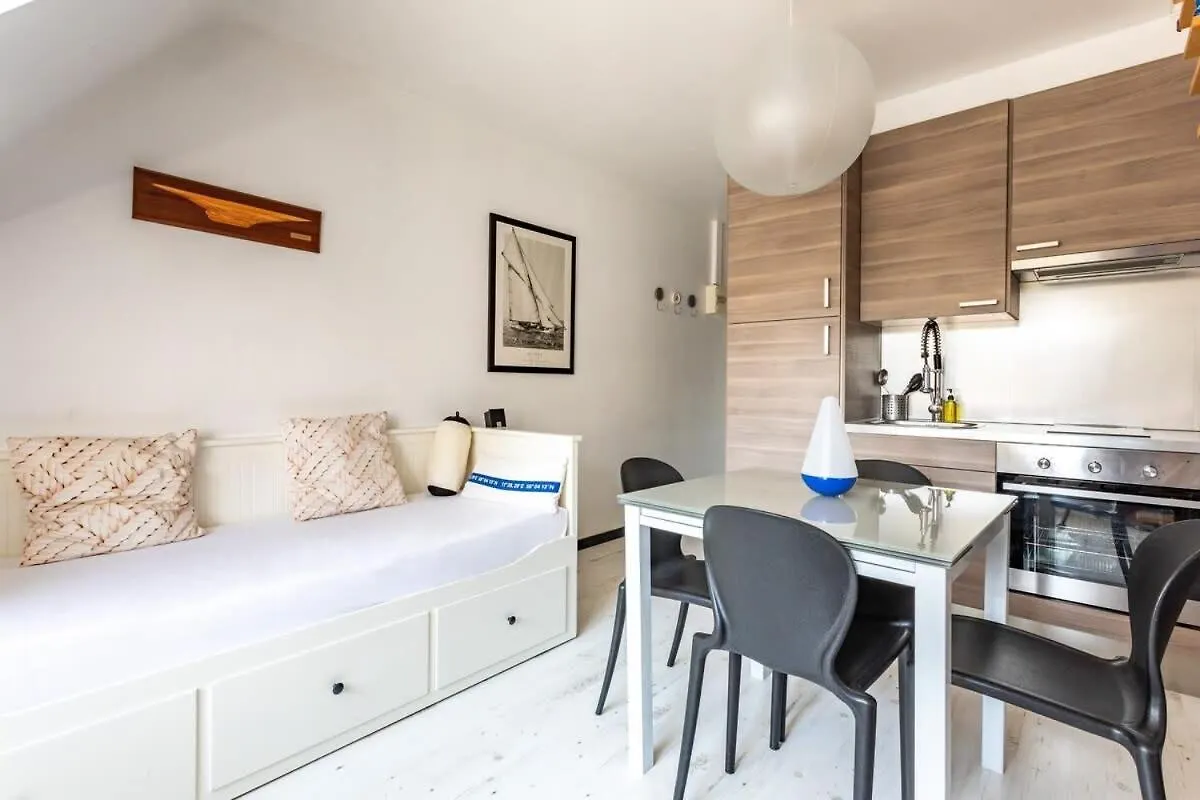 Le Capucin - Petit Duplex Avec Place De Parking Dinard